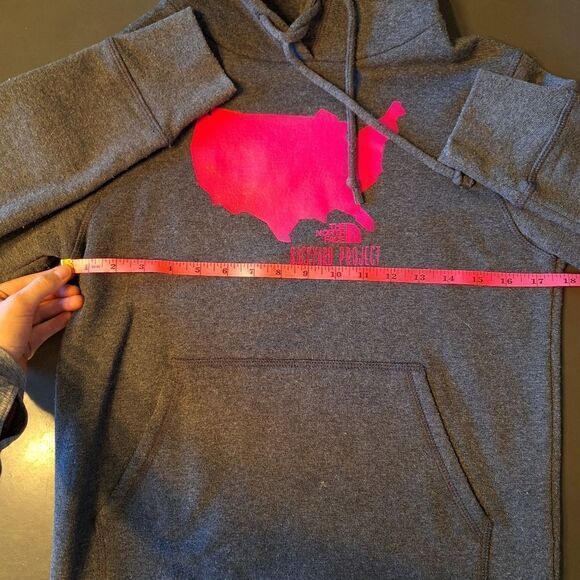 The North Face Grey sweatshirt small - Picture 5 of 7